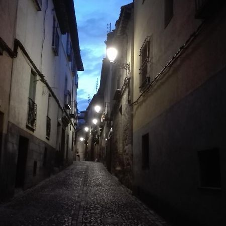 La Casa De Las Abuelas Толедо Экстерьер фото